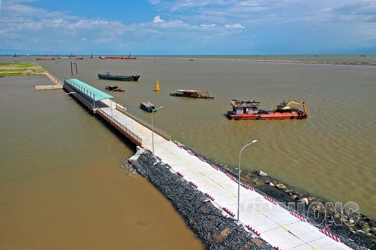 Tàu Trà Vinh - Côn Đảo